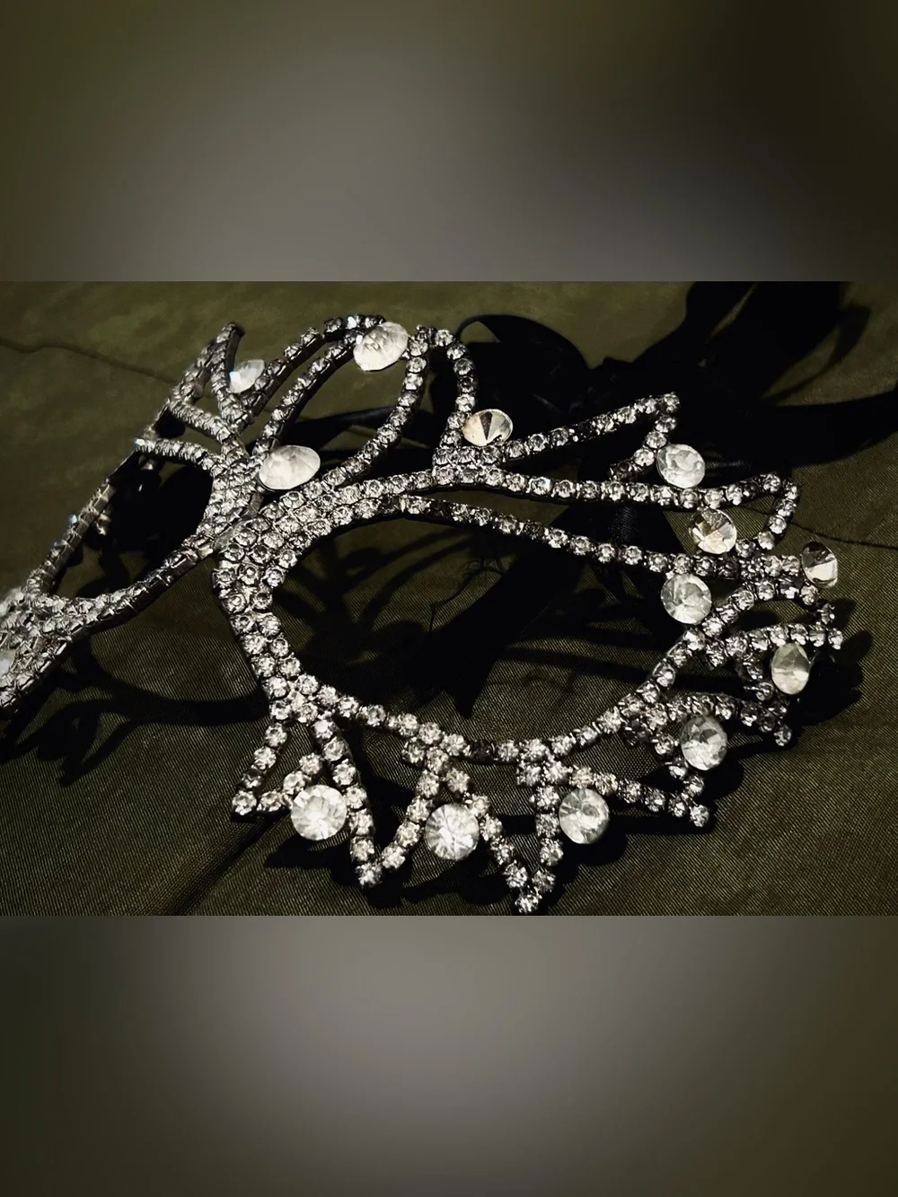 Vintage Crystal Rhinestone Mask, Halloween, Mardi Gras, Masquerade Ball, Theater